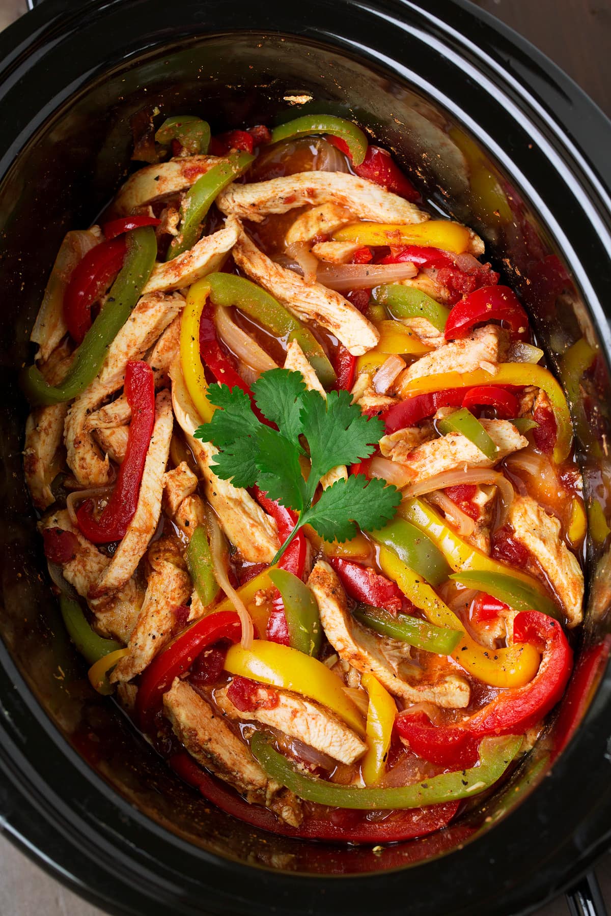 Easy Slow Cooker Chicken Fajitas: Flavorful Weeknight Dinner